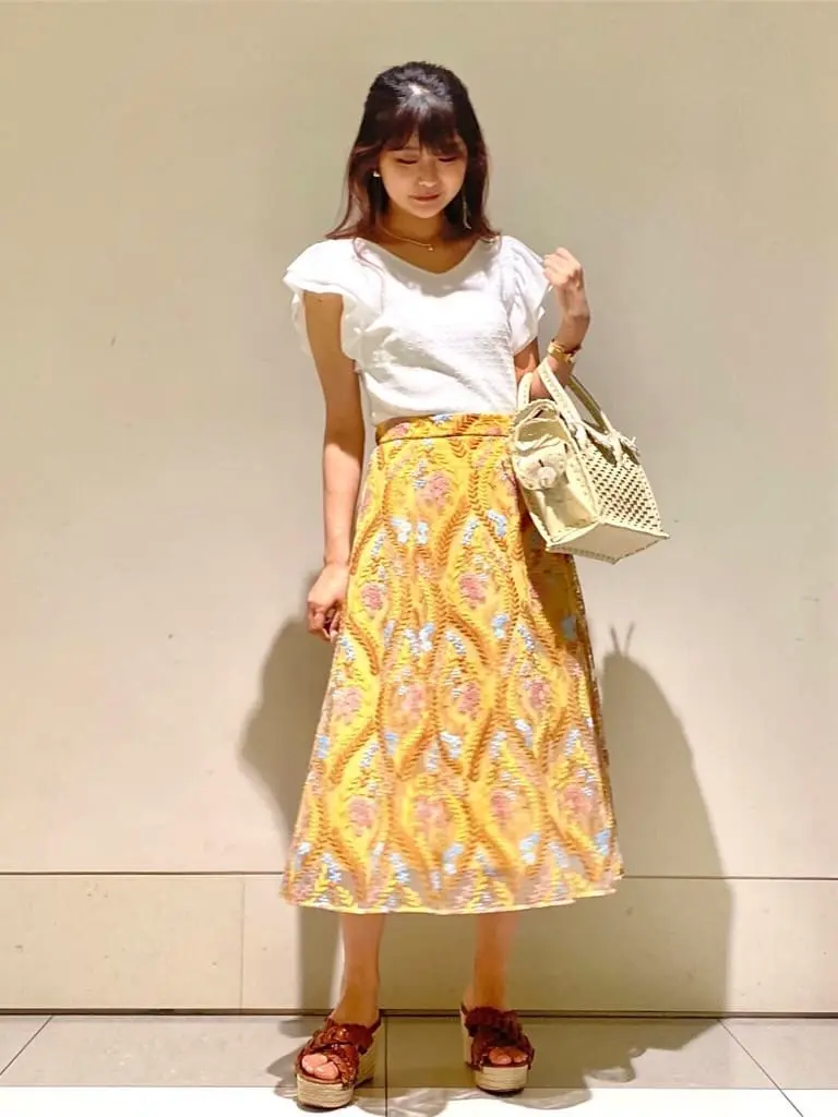 GRACE CONTINENTAL MORITA AI コーディネート画像