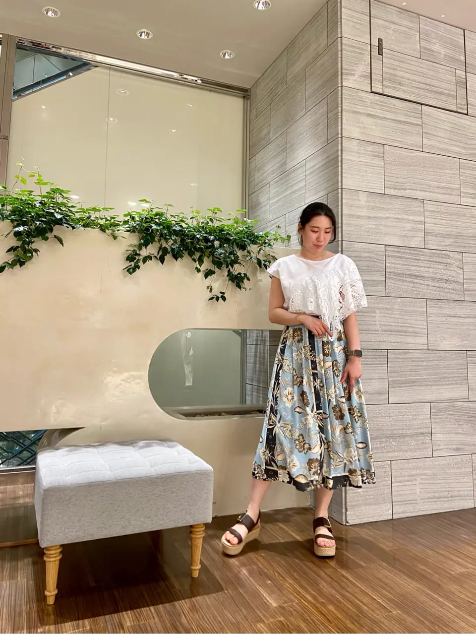  Shiori コーディネート画像