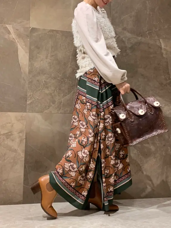 GRACE CONTINENTAL 穐山　香織 コーディネート画像