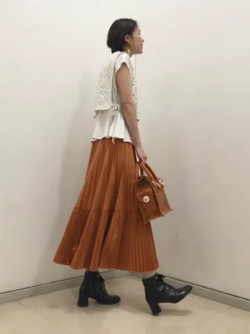 GRACE CONTINENTAL 亀田 未希 コーディネート画像