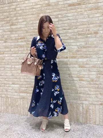 GRACE CONTINENTAL MOMOKO コーディネート画像