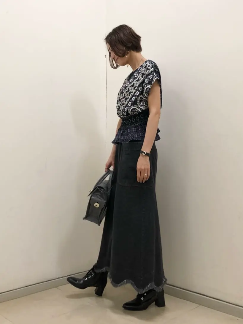 GRACE CONTINENTAL 亀田 未希 コーディネート画像