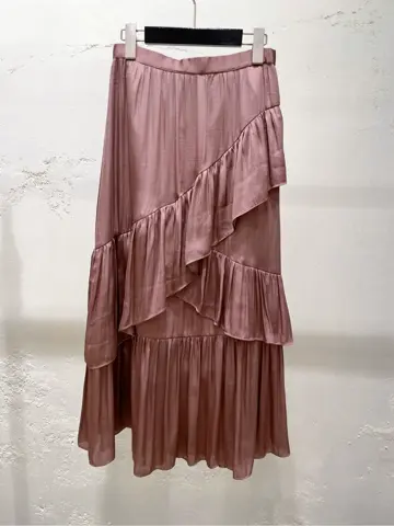 GRACE CONTINENTAL koba コーディネート画像