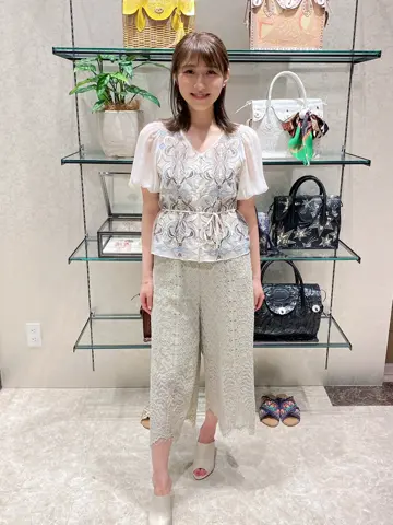 GRACE CONTINENTAL YUKARI  コーディネート画像