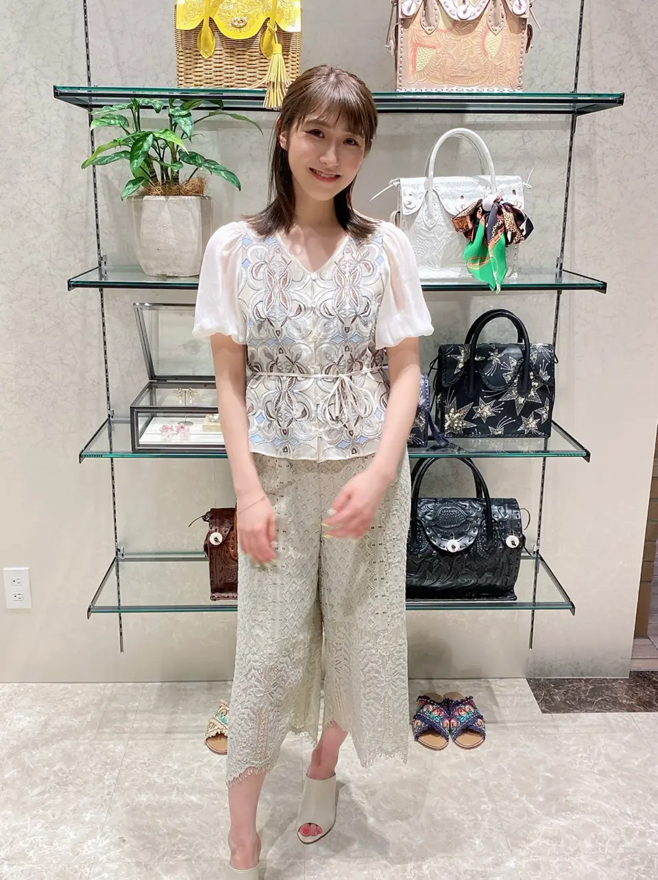 GRACE CONTINENTAL YUKARI  コーディネート画像