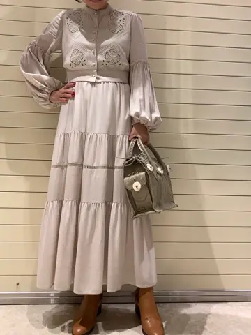 GRACE CONTINENTAL 穐山　香織 コーディネート画像