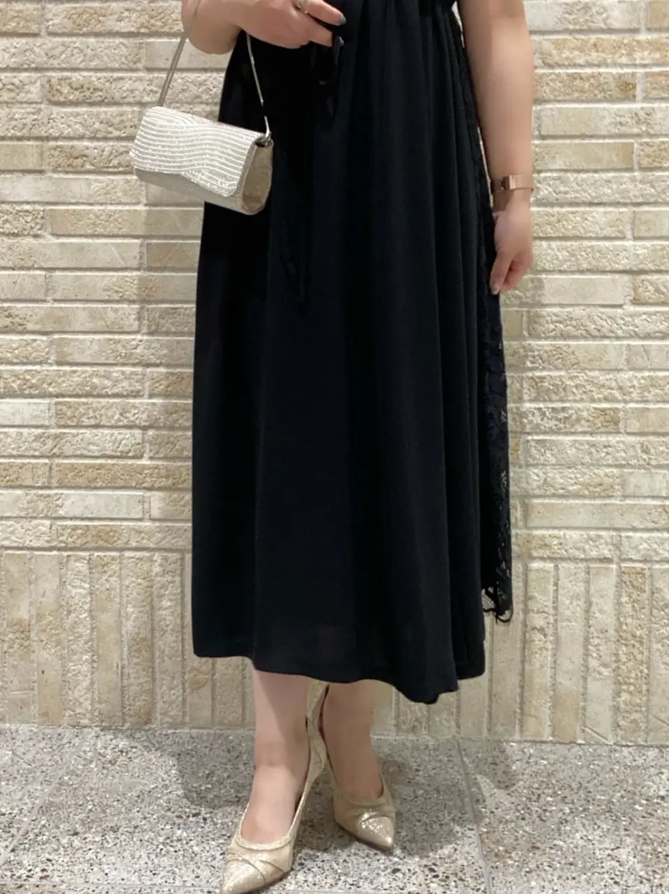 GRACE CONTINENTAL MOMOKO コーディネート画像