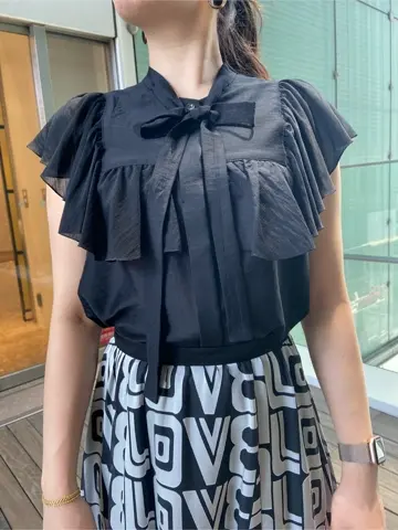 GRACE CONTINENTAL Shiori コーディネート画像