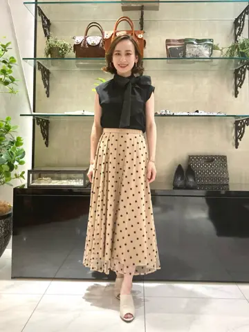 GRACE CONTINENTAL okunaka_desu コーディネート画像