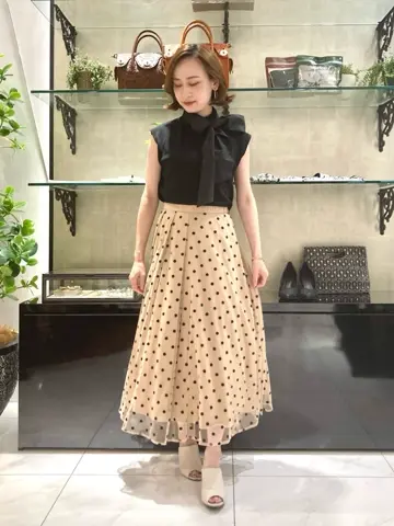 GRACE CONTINENTAL okunaka_desu コーディネート画像