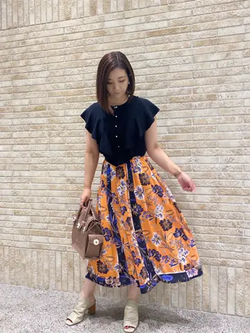 GRACE CONTINENTAL MOMOKO コーディネート画像