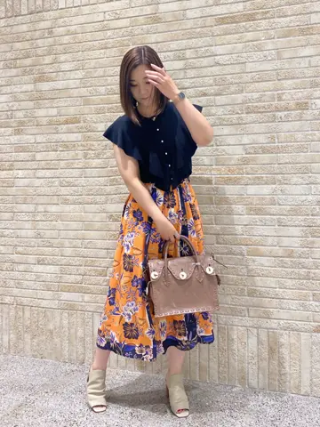 GRACE CONTINENTAL MOMOKO コーディネート画像