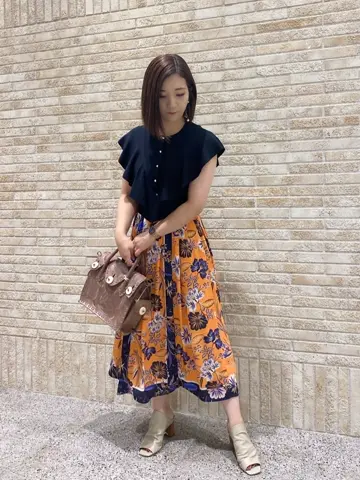 GRACE CONTINENTAL MOMOKO コーディネート画像