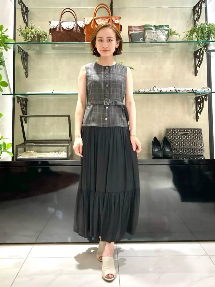 GRACE CONTINENTAL okunaka_desu コーディネート画像