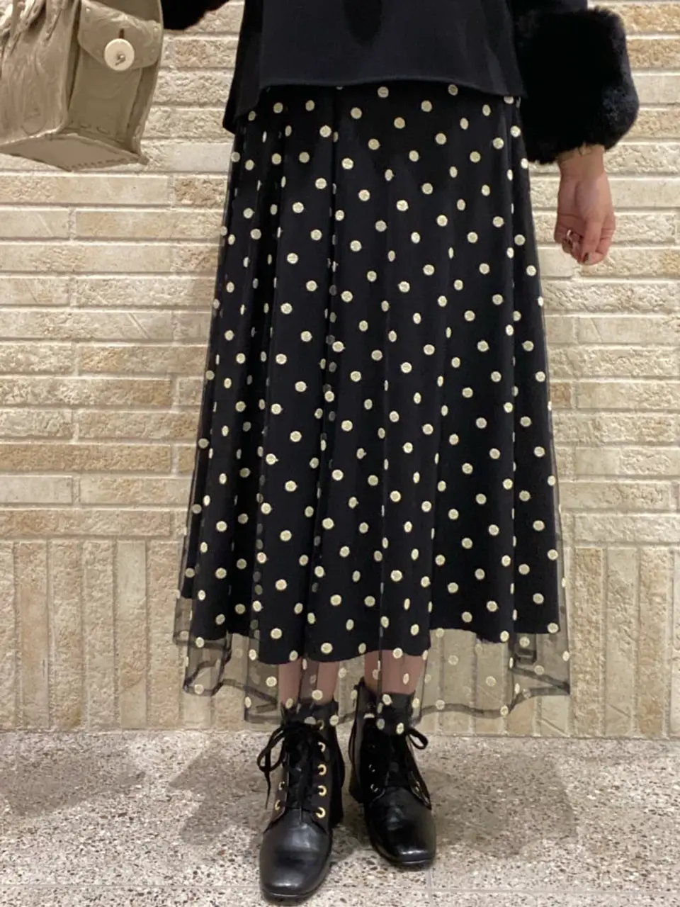 GRACE CONTINENTAL MOMOKO コーディネート画像