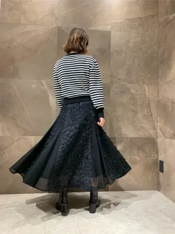 GRACE CONTINENTAL 穐山　香織 コーディネート画像