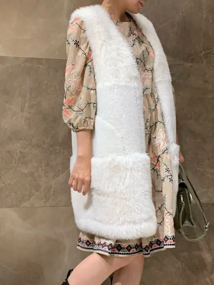 GRACE CONTINENTAL 穐山　香織 コーディネート画像