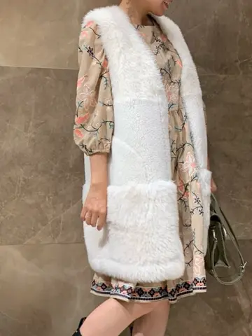 GRACE CONTINENTAL 穐山　香織 コーディネート画像