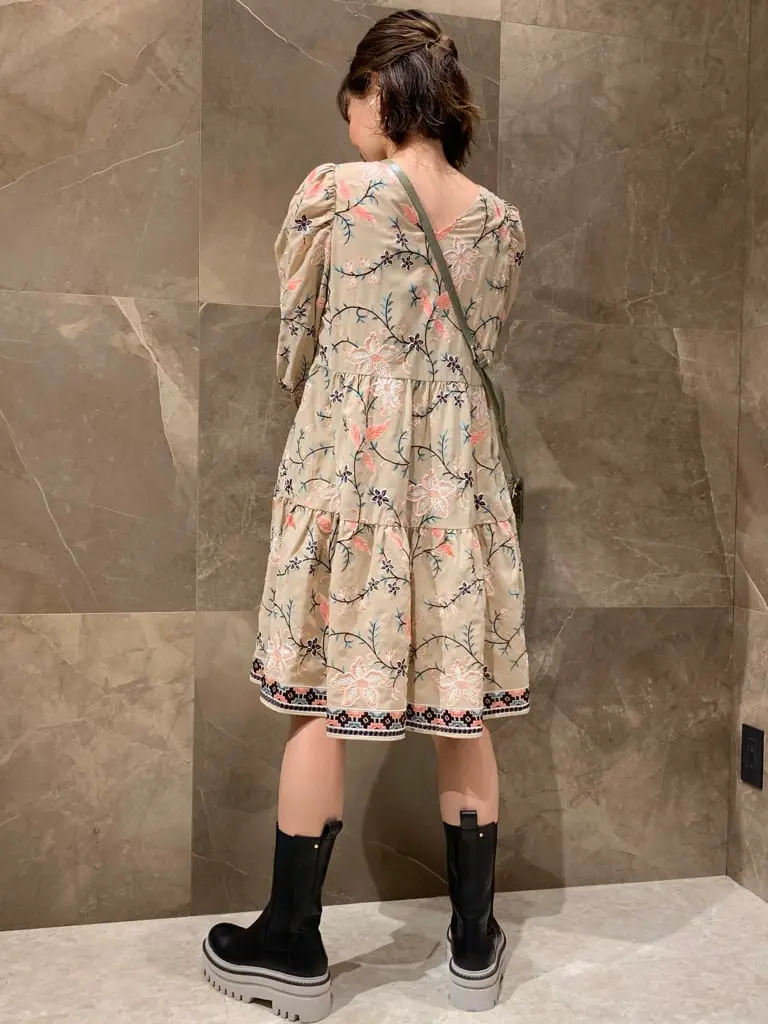 GRACE CONTINENTAL 穐山　香織 コーディネート画像