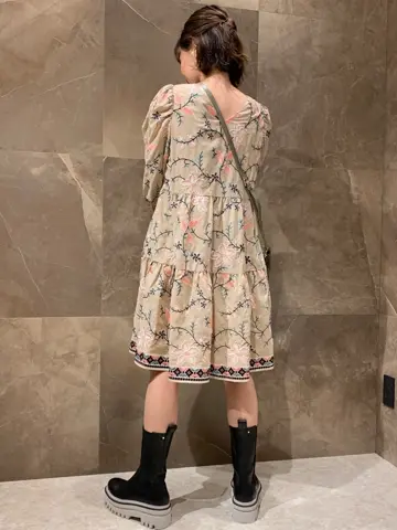 GRACE CONTINENTAL 穐山　香織 コーディネート画像