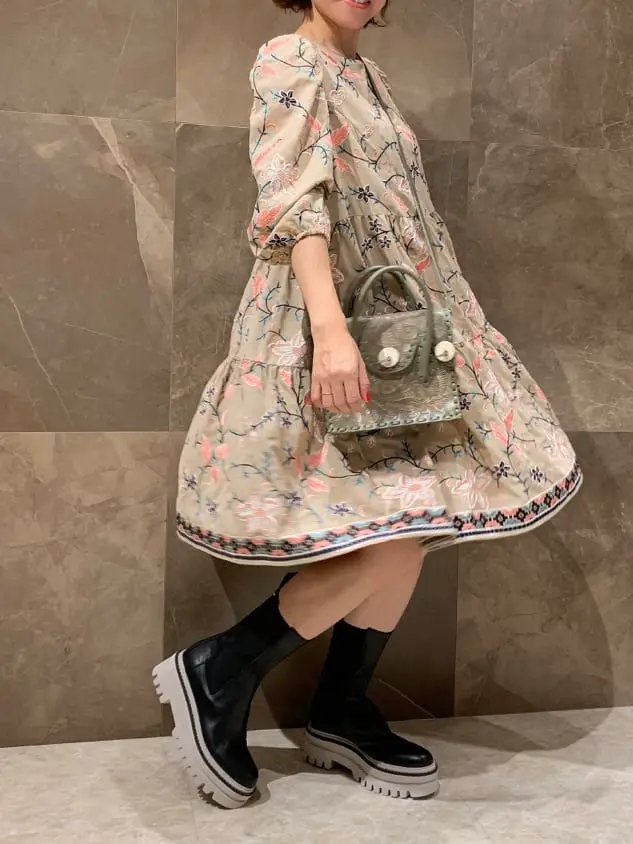 GRACE CONTINENTAL 穐山　香織 コーディネート画像