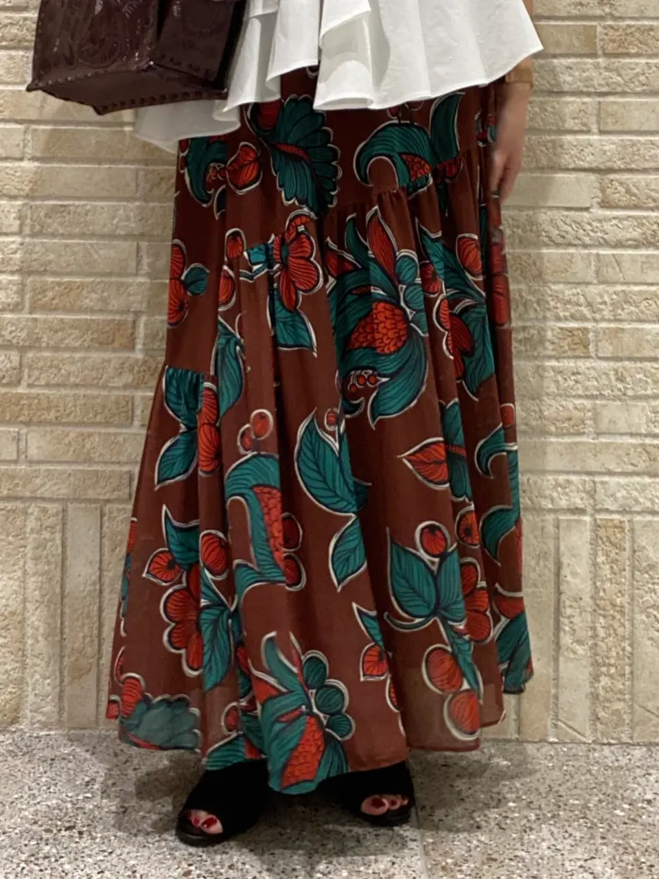 GRACE CONTINENTAL MOMOKO コーディネート画像