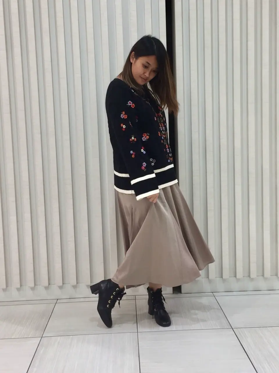 GRACE CONTINENTAL KANA.U コーディネート画像