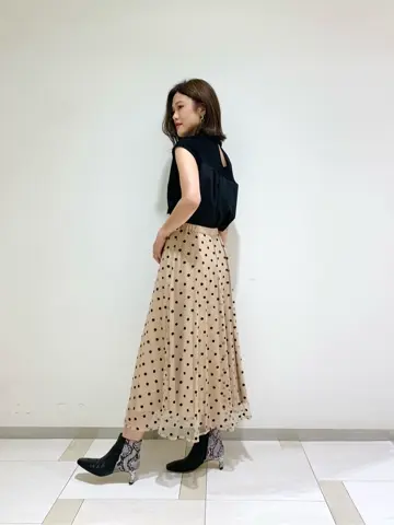 GRACE CONTINENTAL A.Kameyama コーディネート画像