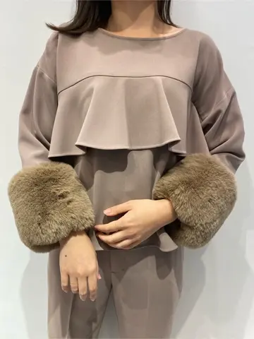 GRACE CONTINENTAL 佐藤　優里香 コーディネート画像