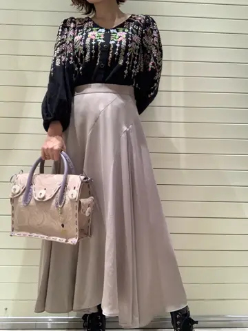 GRACE CONTINENTAL 穐山　香織 コーディネート画像