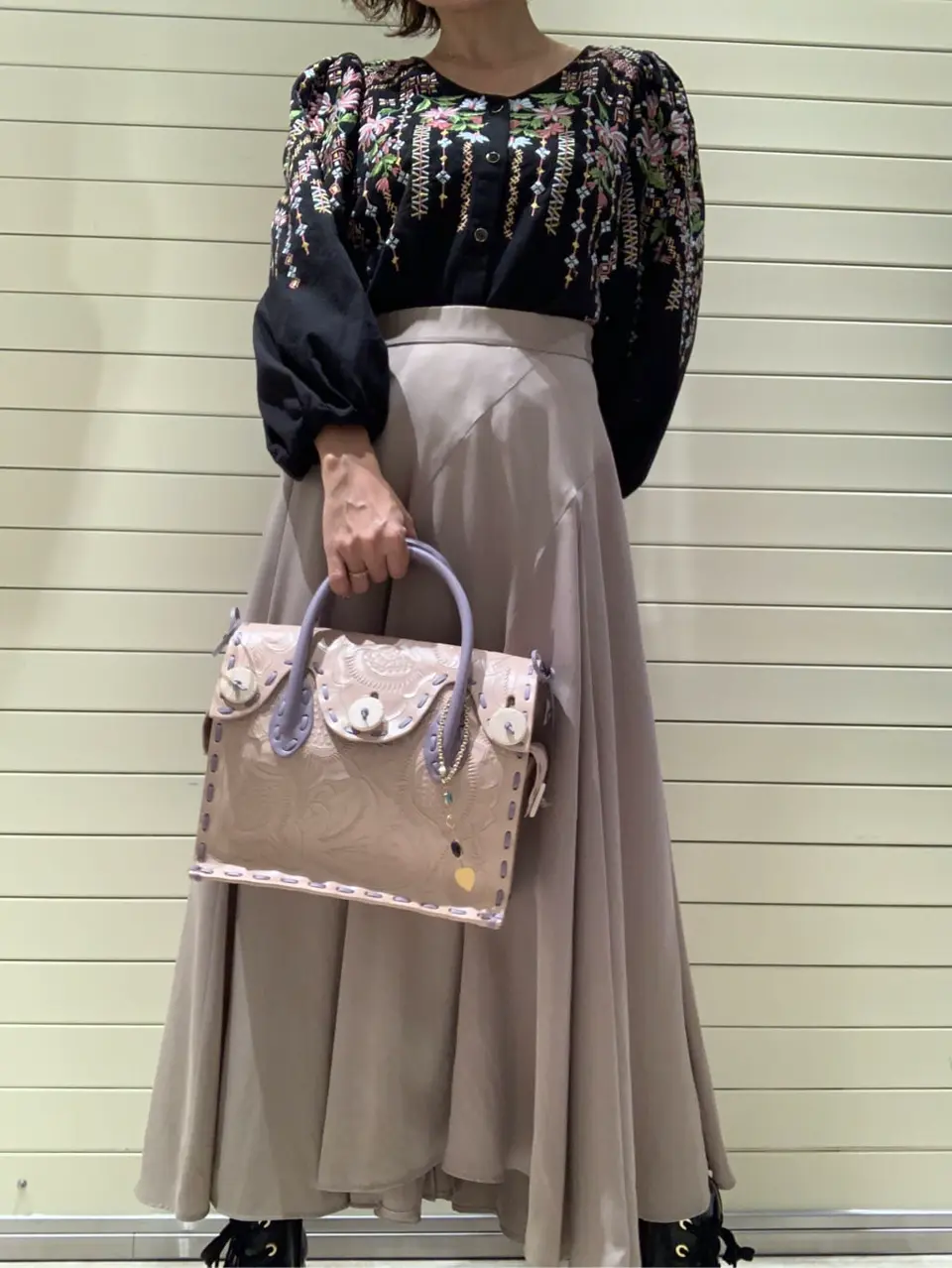 GRACE CONTINENTAL 穐山　香織 コーディネート画像