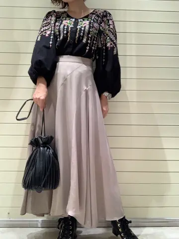 GRACE CONTINENTAL 穐山　香織 コーディネート画像