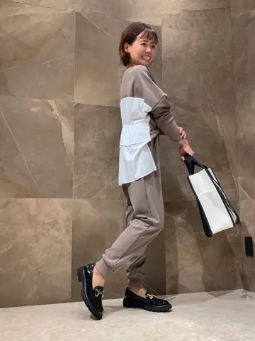 GRACE CONTINENTAL 穐山　香織 コーディネート画像