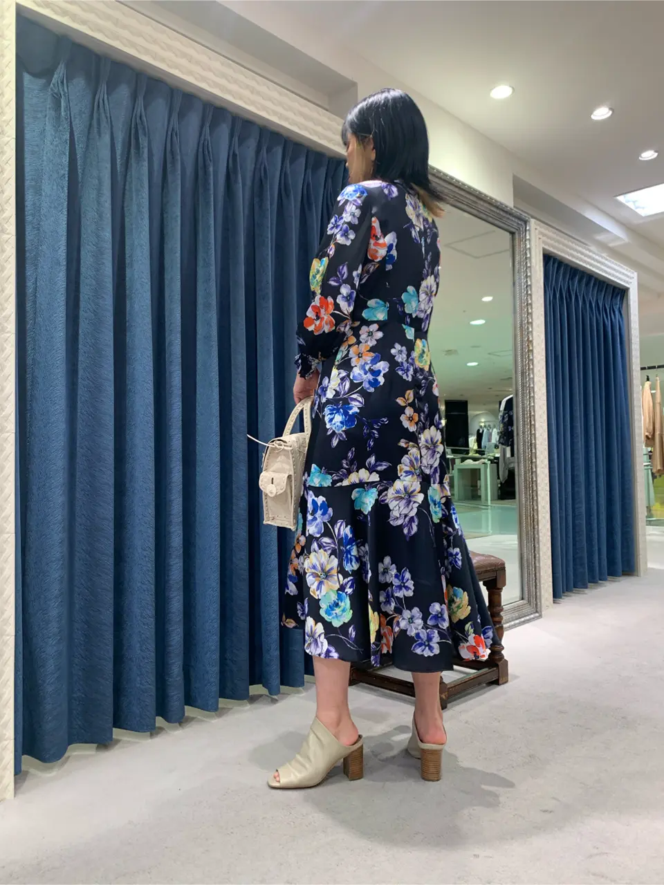 GRACE CONTINENTAL yoshi コーディネート画像