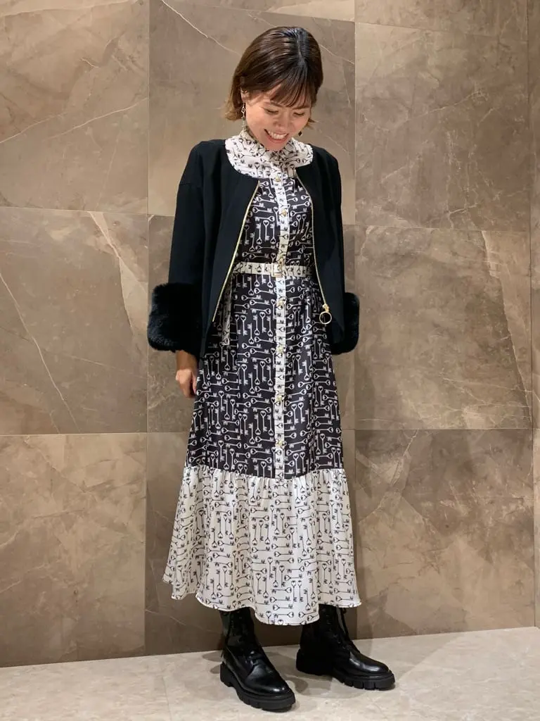 GRACE CONTINENTAL 穐山　香織 コーディネート画像