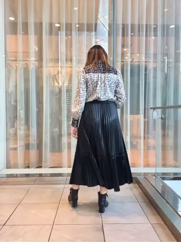 GRACE CONTINENTAL KANA.U コーディネート画像