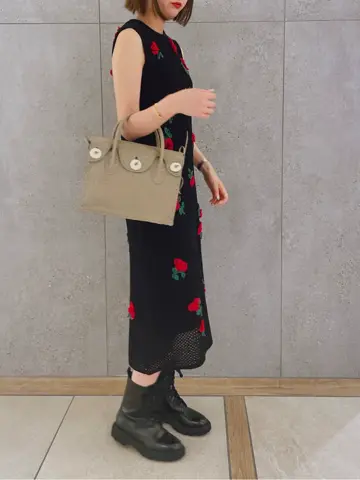 GRACE CONTINENTAL 伊藤　静華 コーディネート画像