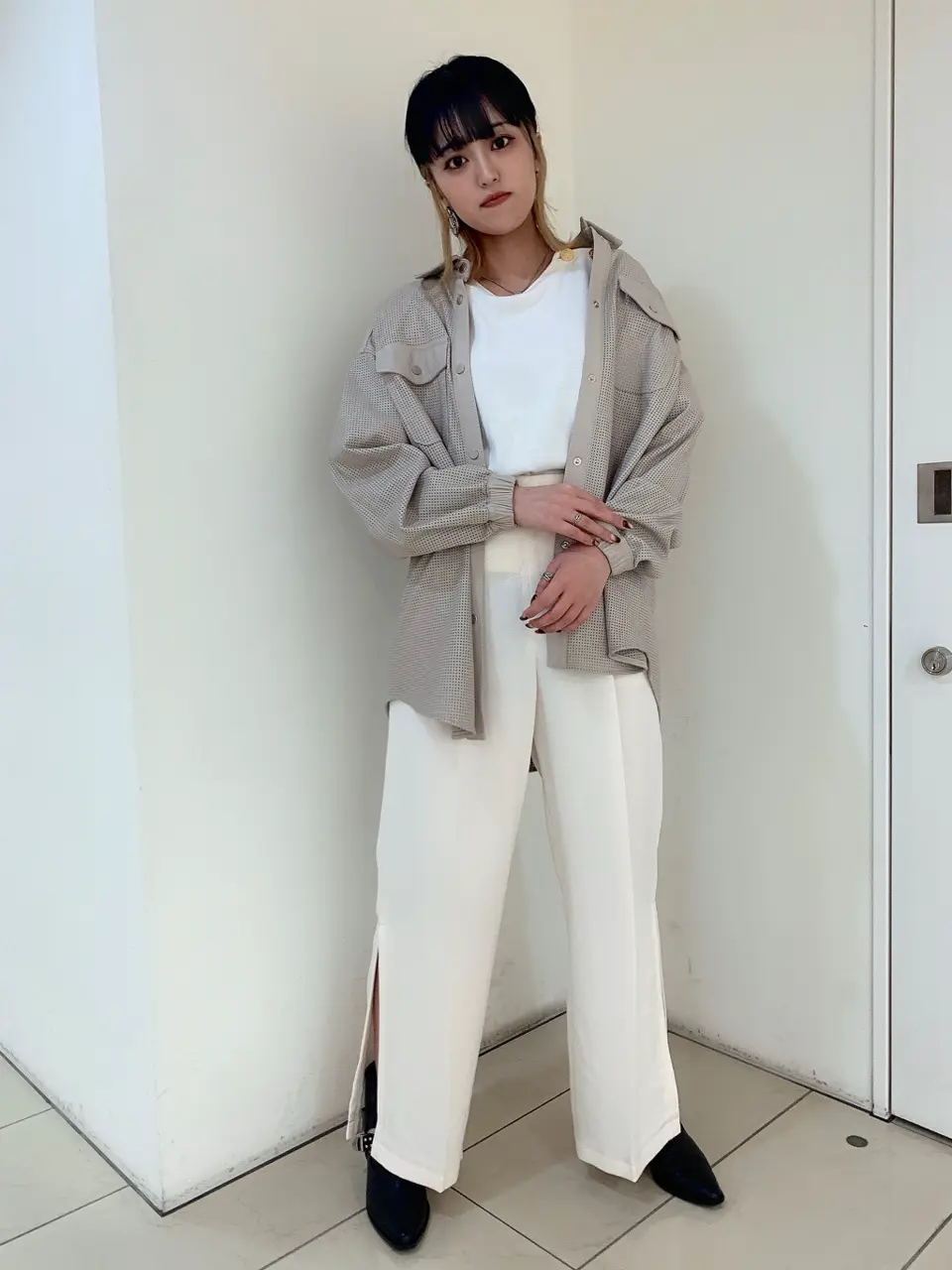 GRACE CONTINENTAL yoshi コーディネート画像