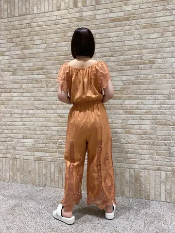 GRACE CONTINENTAL MOMOKO コーディネート画像