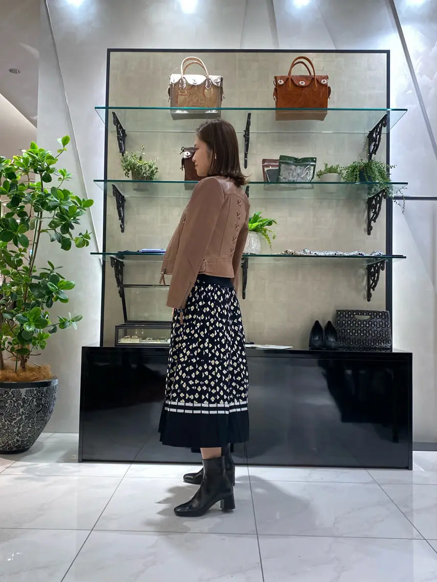 GRACE CONTINENTAL miyata コーディネート画像