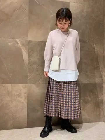 GRACE CONTINENTAL 穐山　香織 コーディネート画像