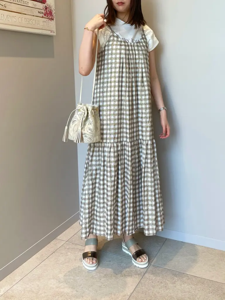 GRACE CONTINENTAL 伊藤　静華 コーディネート画像