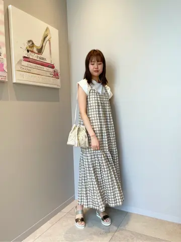 GRACE CONTINENTAL 伊藤　静華 コーディネート画像