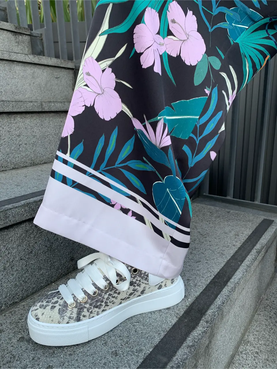 GRACE CONTINENTAL yoshi コーディネート画像