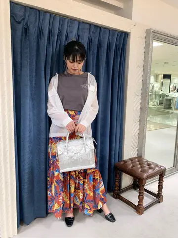 GRACE CONTINENTAL yoshi コーディネート画像