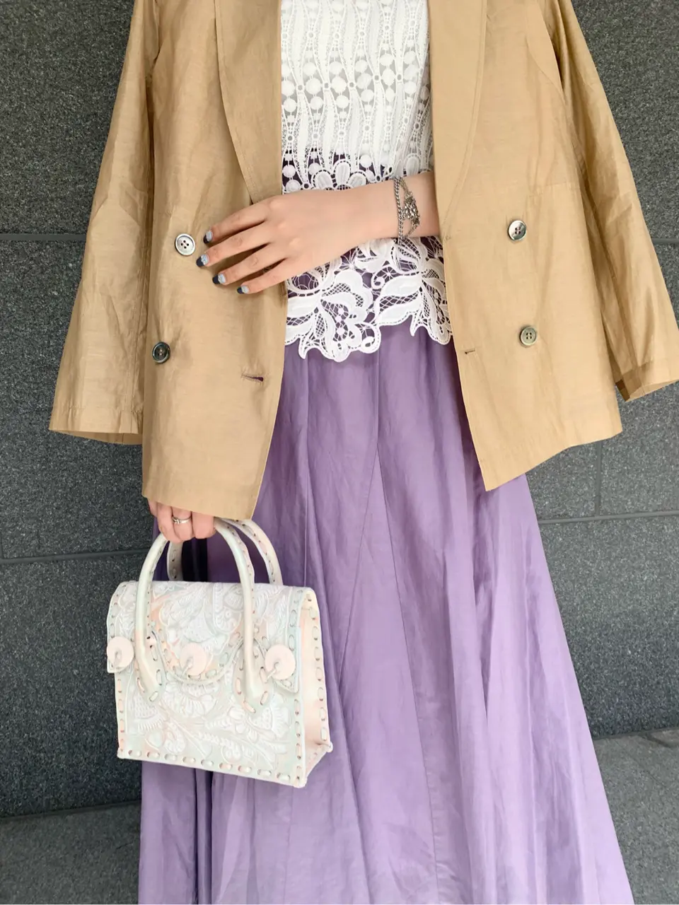 GRACE CONTINENTAL yoshi コーディネート画像