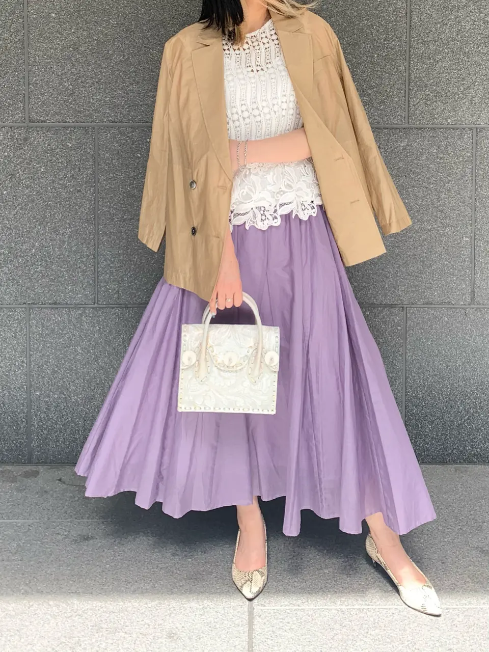 GRACE CONTINENTAL yoshi コーディネート画像