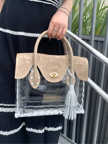 GRACE CONTINENTAL yoshi コーディネート画像