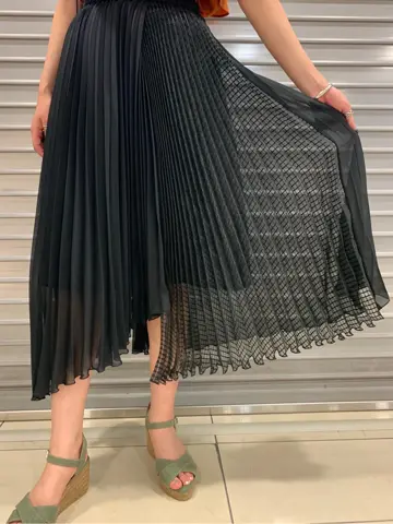 GRACE CONTINENTAL yoshi コーディネート画像