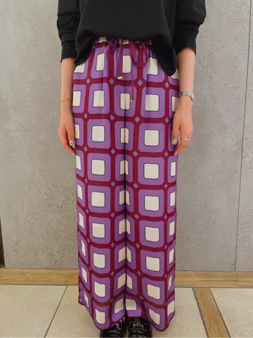 GRACE CONTINENTAL 伊藤　静華 コーディネート画像